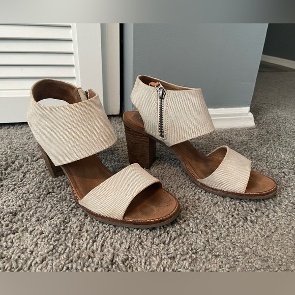 Toms Majorca Cut Out High Heel Sandals - Picture 6 of 6